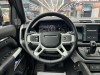 Land Rover Defender 2024