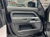 Land Rover Defender 2024