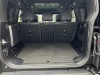 Land Rover Defender 2024