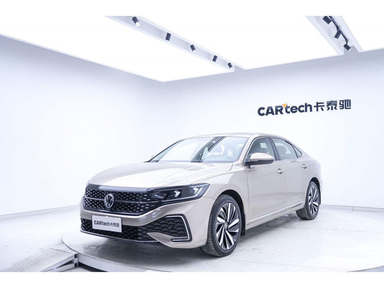 Volkswagen Passat 2022