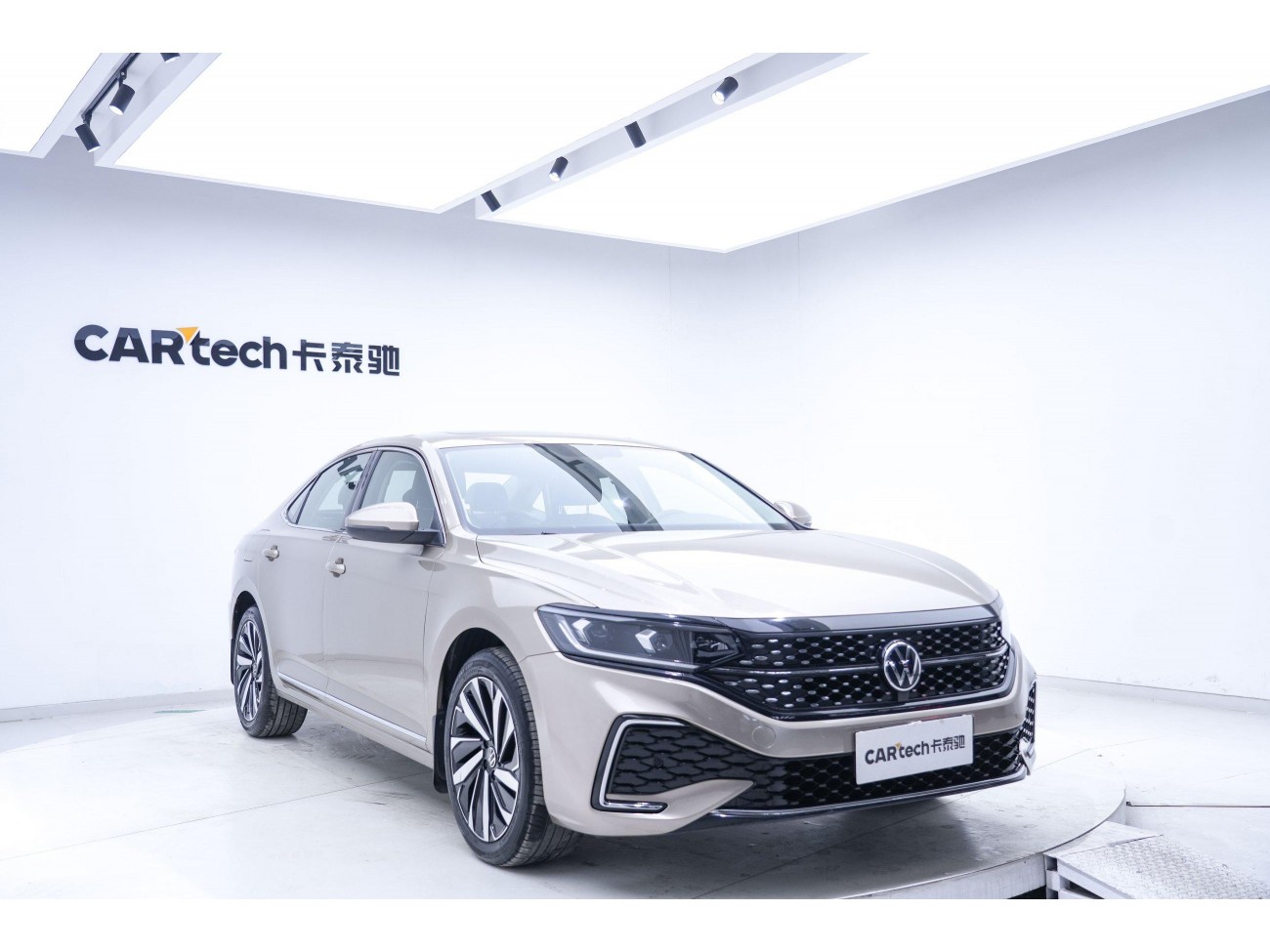 Volkswagen Passat 2022