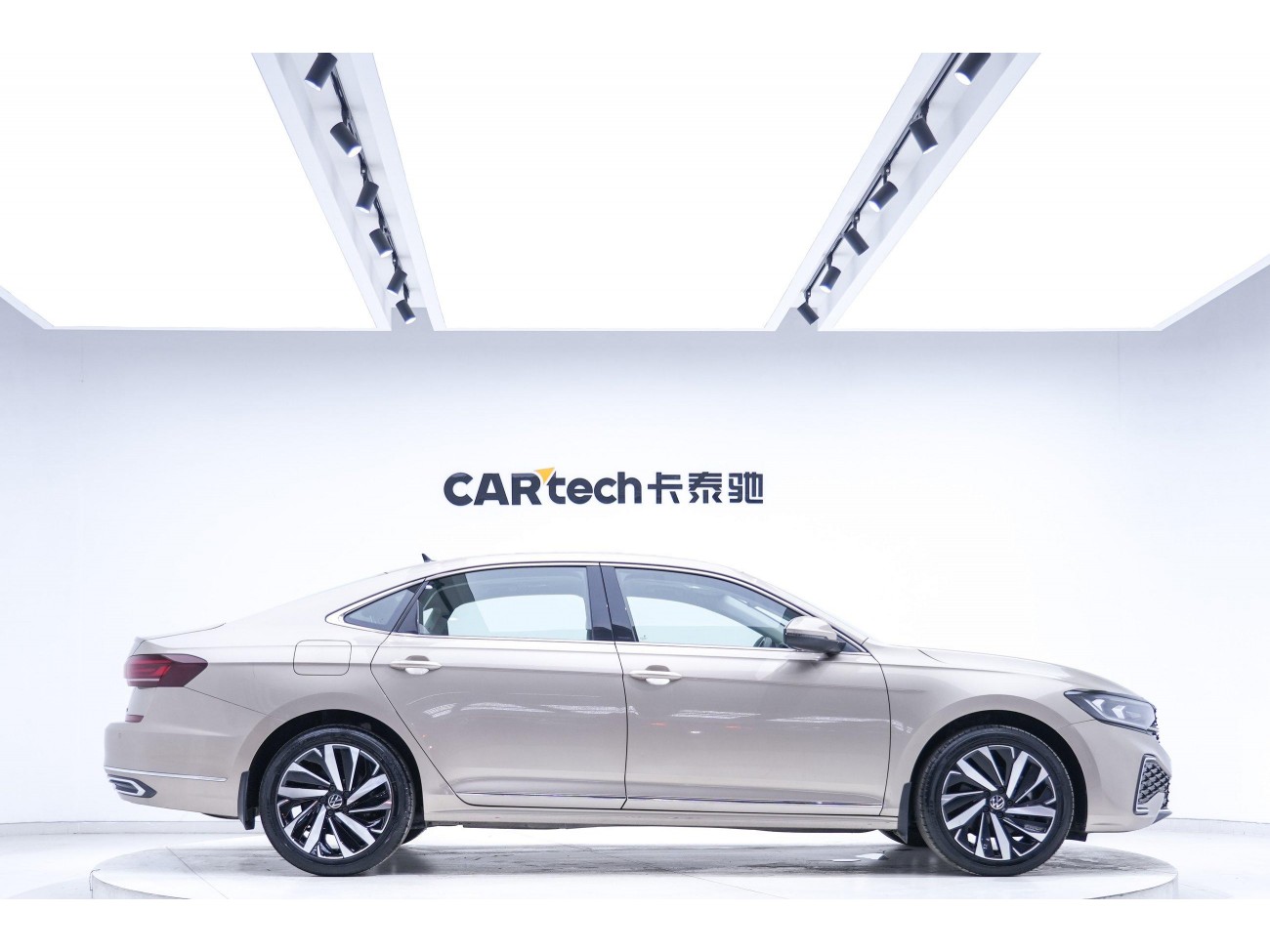 Volkswagen Passat 2022
