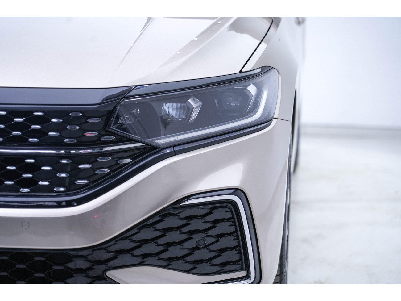 Volkswagen Passat 2022