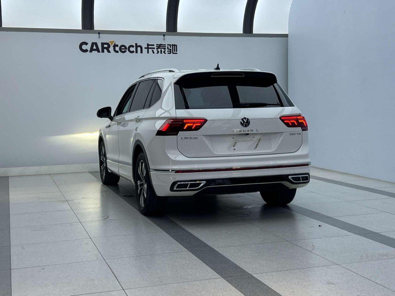Volkswagen Tiguan L 2022