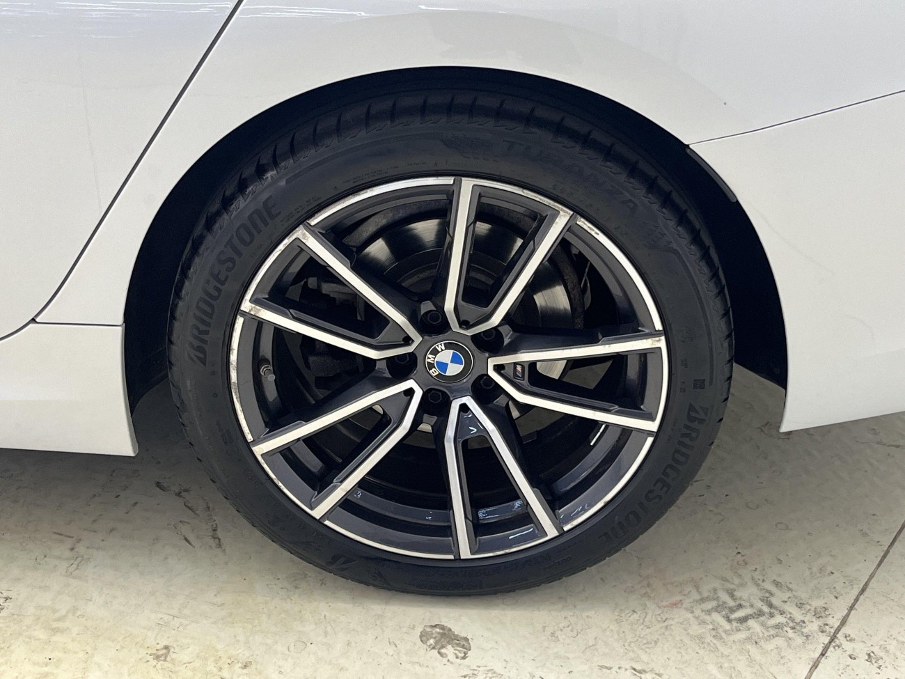 BMW 320Li 2021