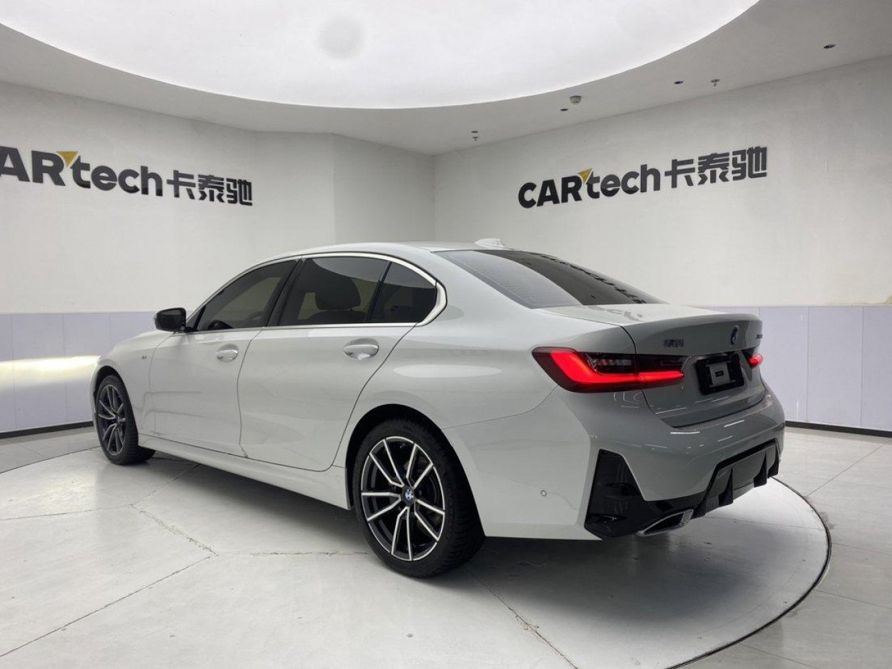 BMW 325Li 2025