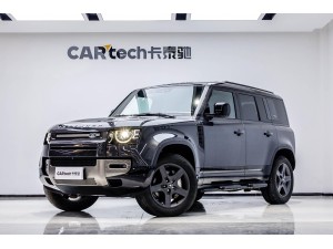 Land Rover Defender 2024