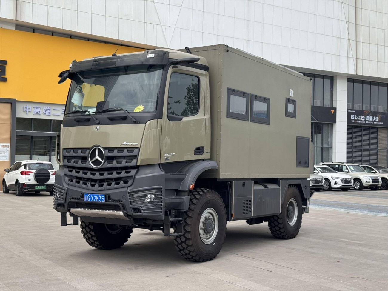 Mercedes-Benz Arocs 2024