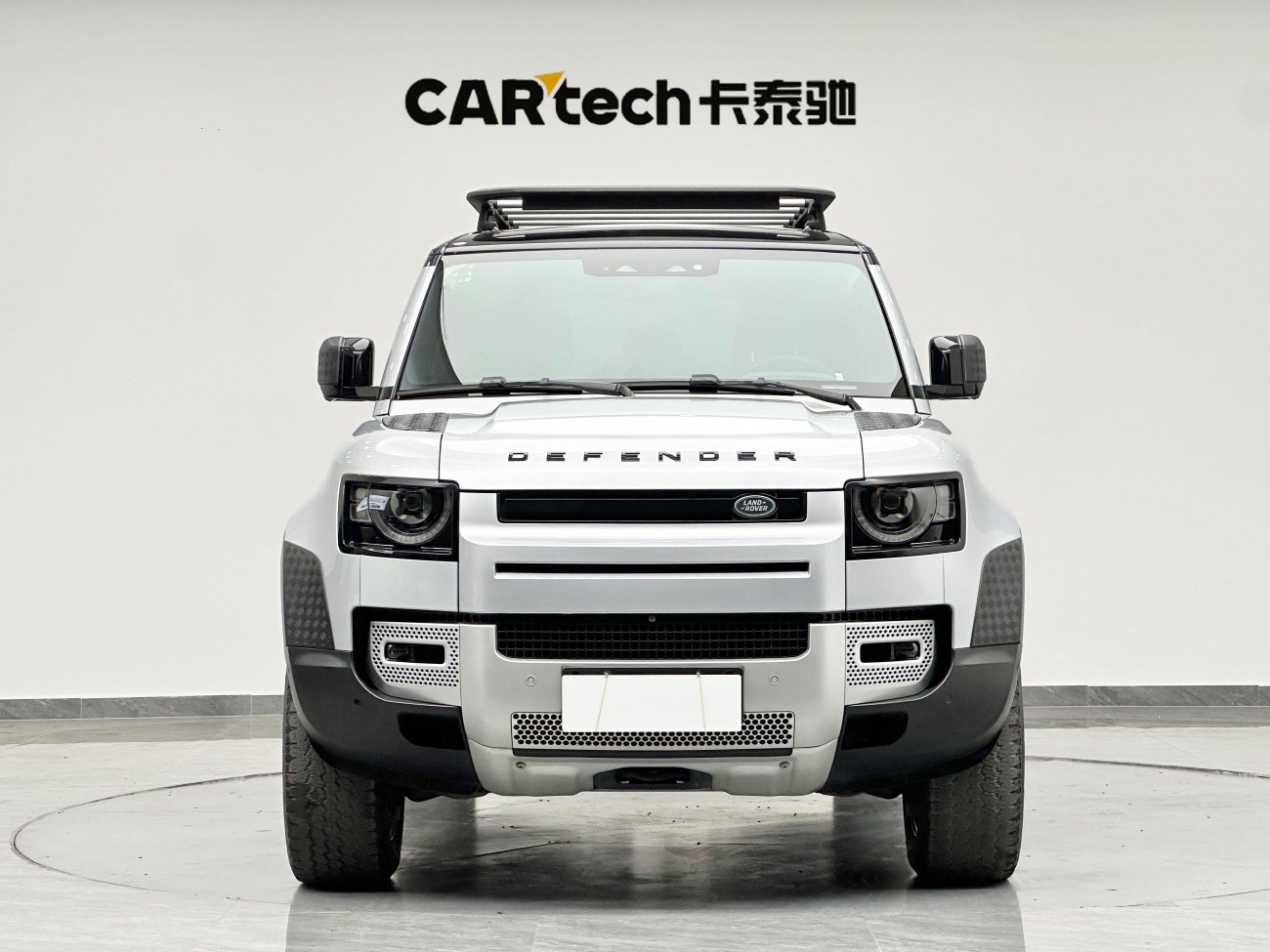 Land Rover Defender 2021