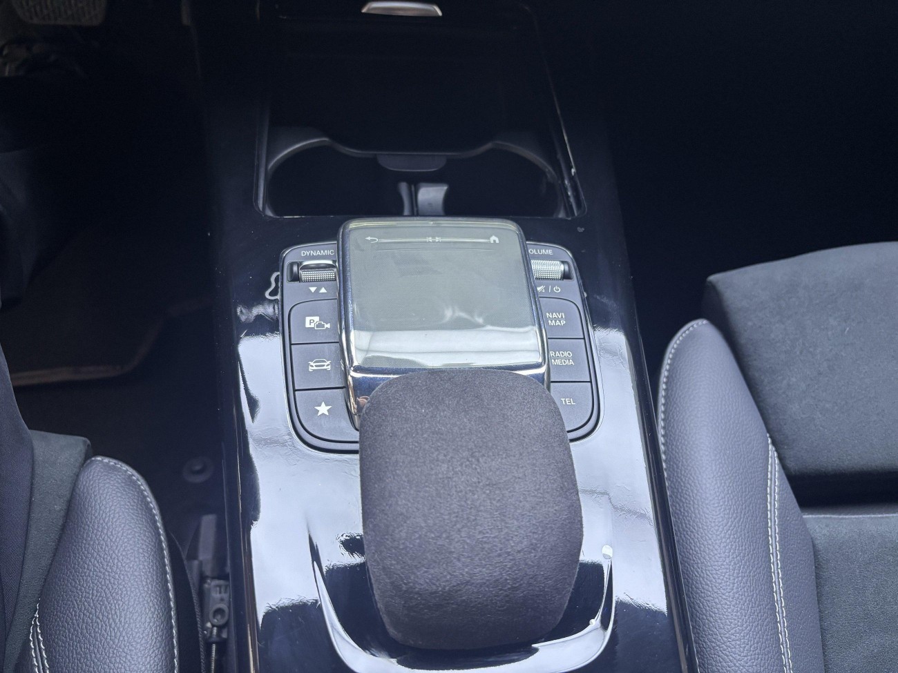 Mercedes-Benz A 200 L 2021