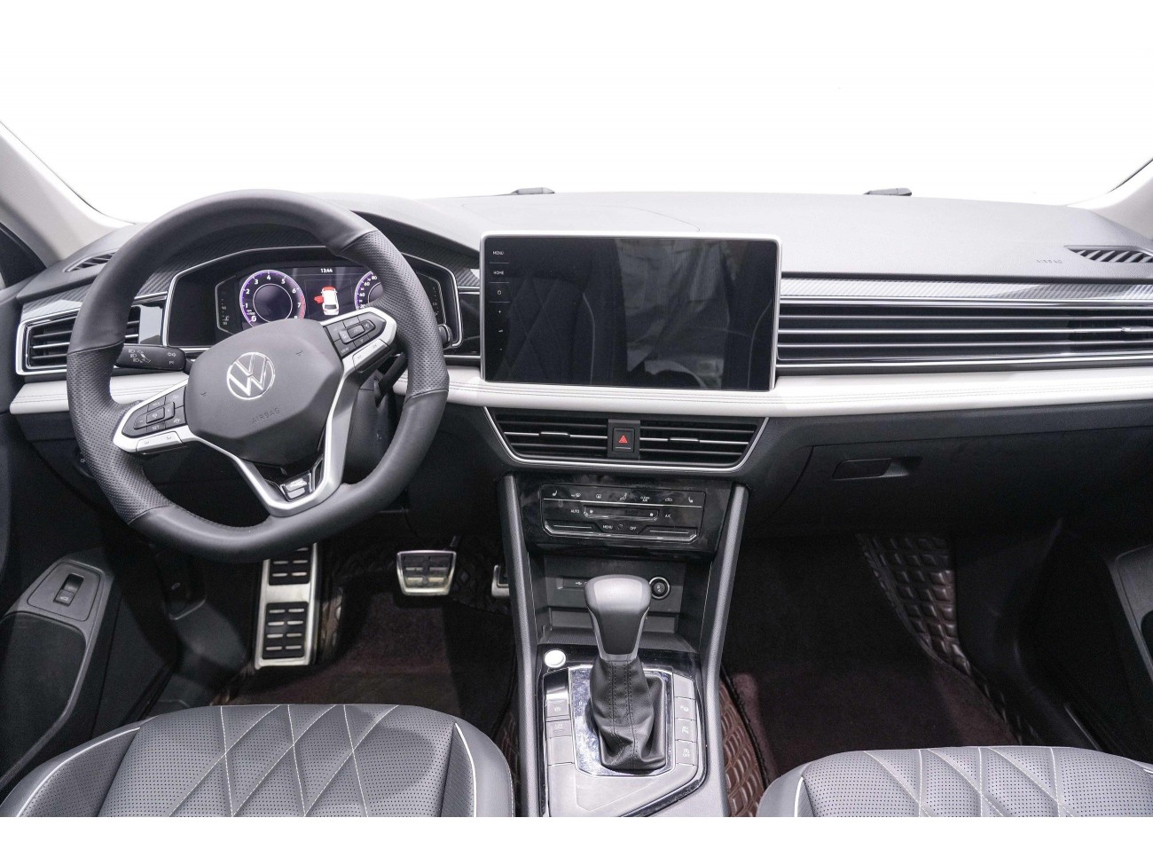 Volkswagen Tiguan L 2024