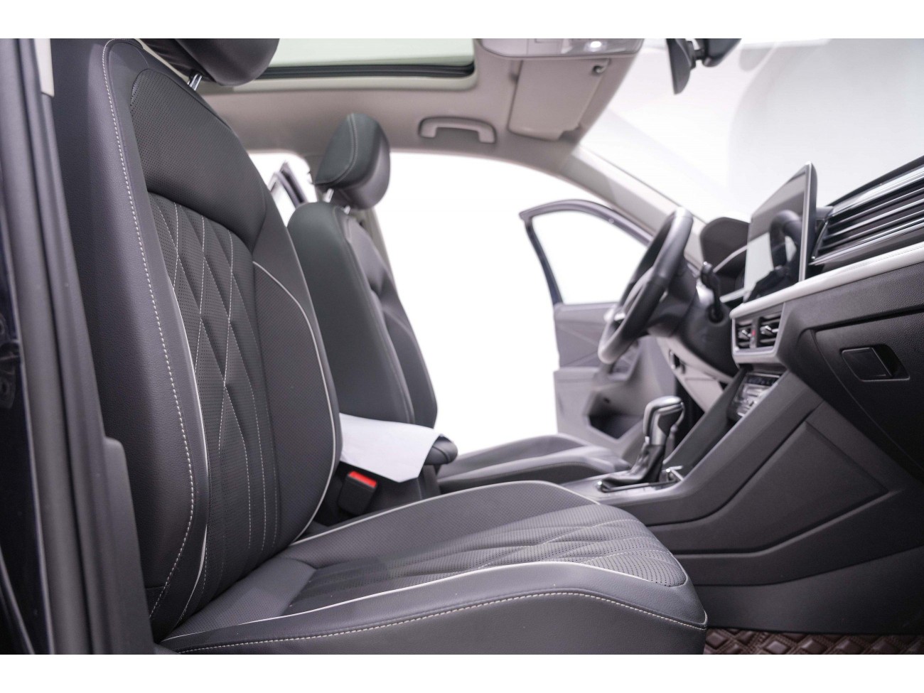 Volkswagen Tiguan L 2024