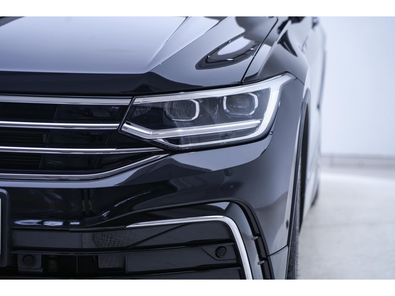 Volkswagen Tiguan L 2024