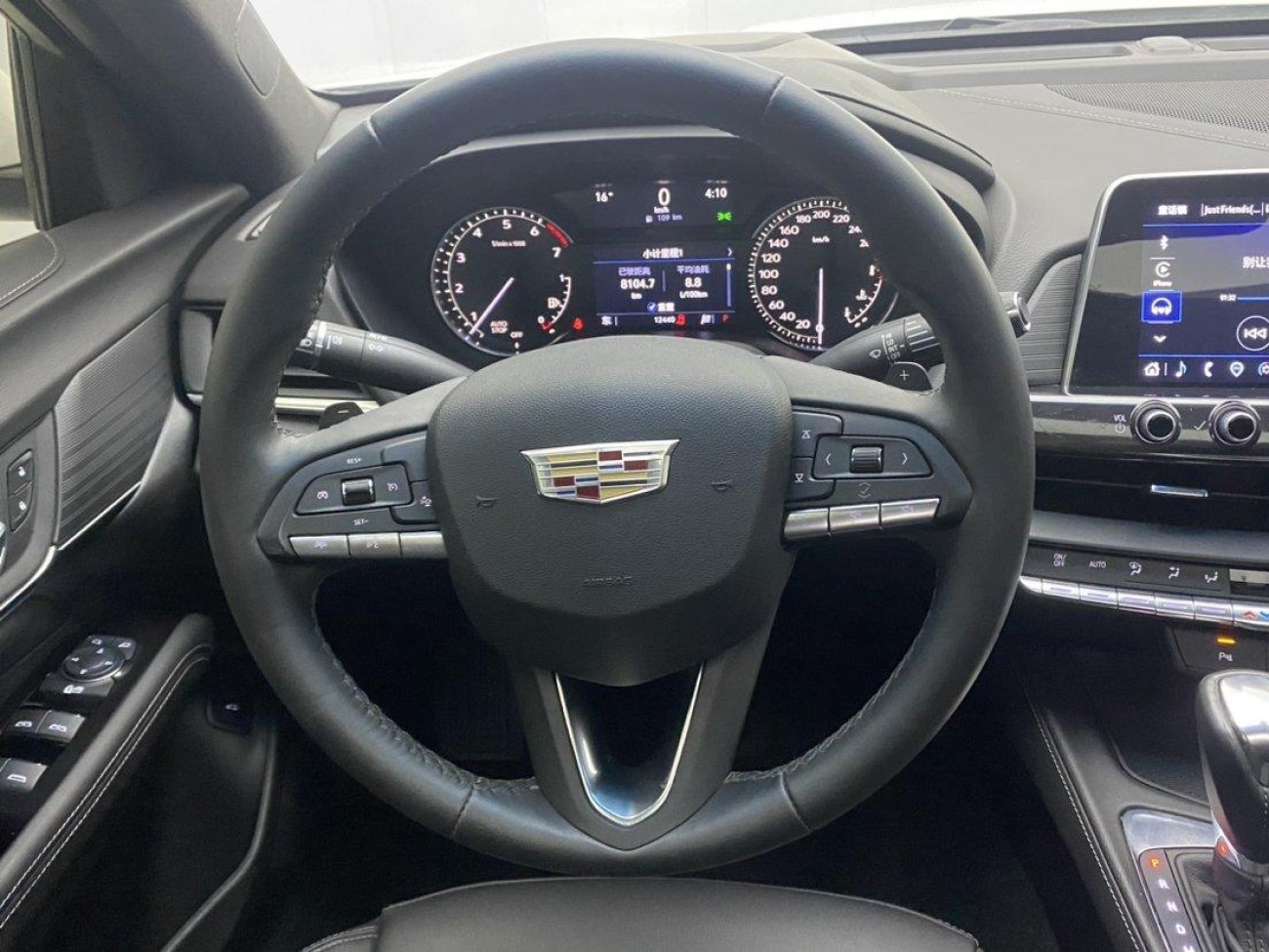Cadillac CT4 2022