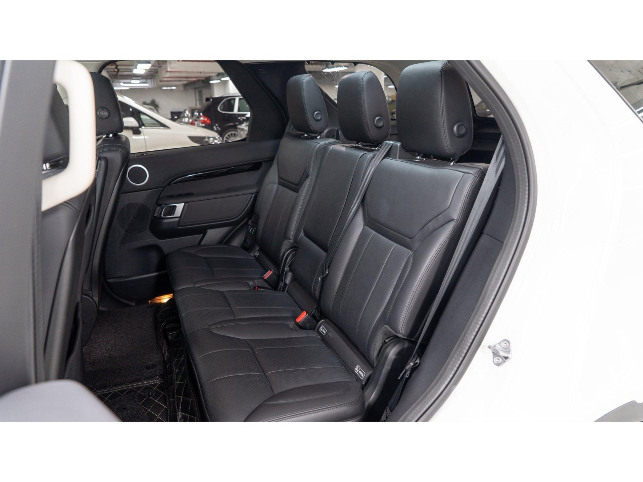 Land Rover Discovery 2020