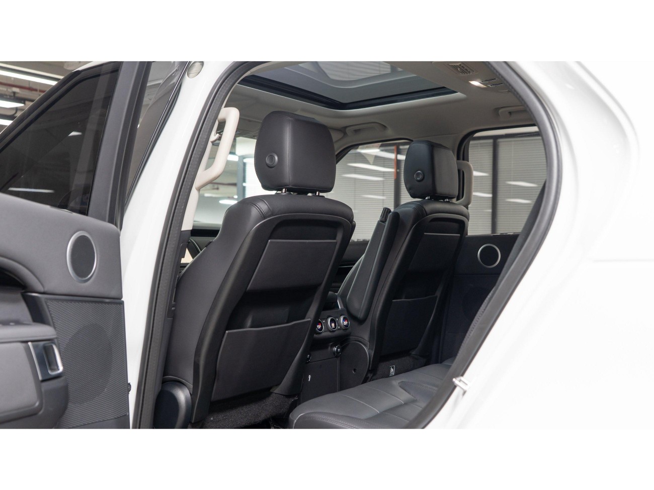 Land Rover Discovery 2020