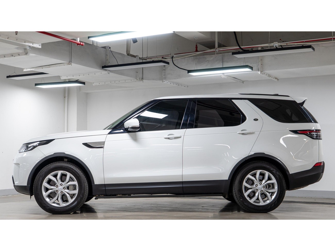 Land Rover Discovery 2020