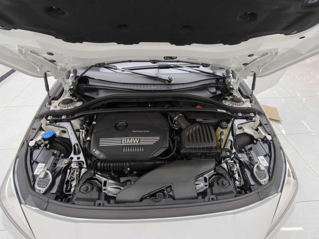BMW 225i 2024