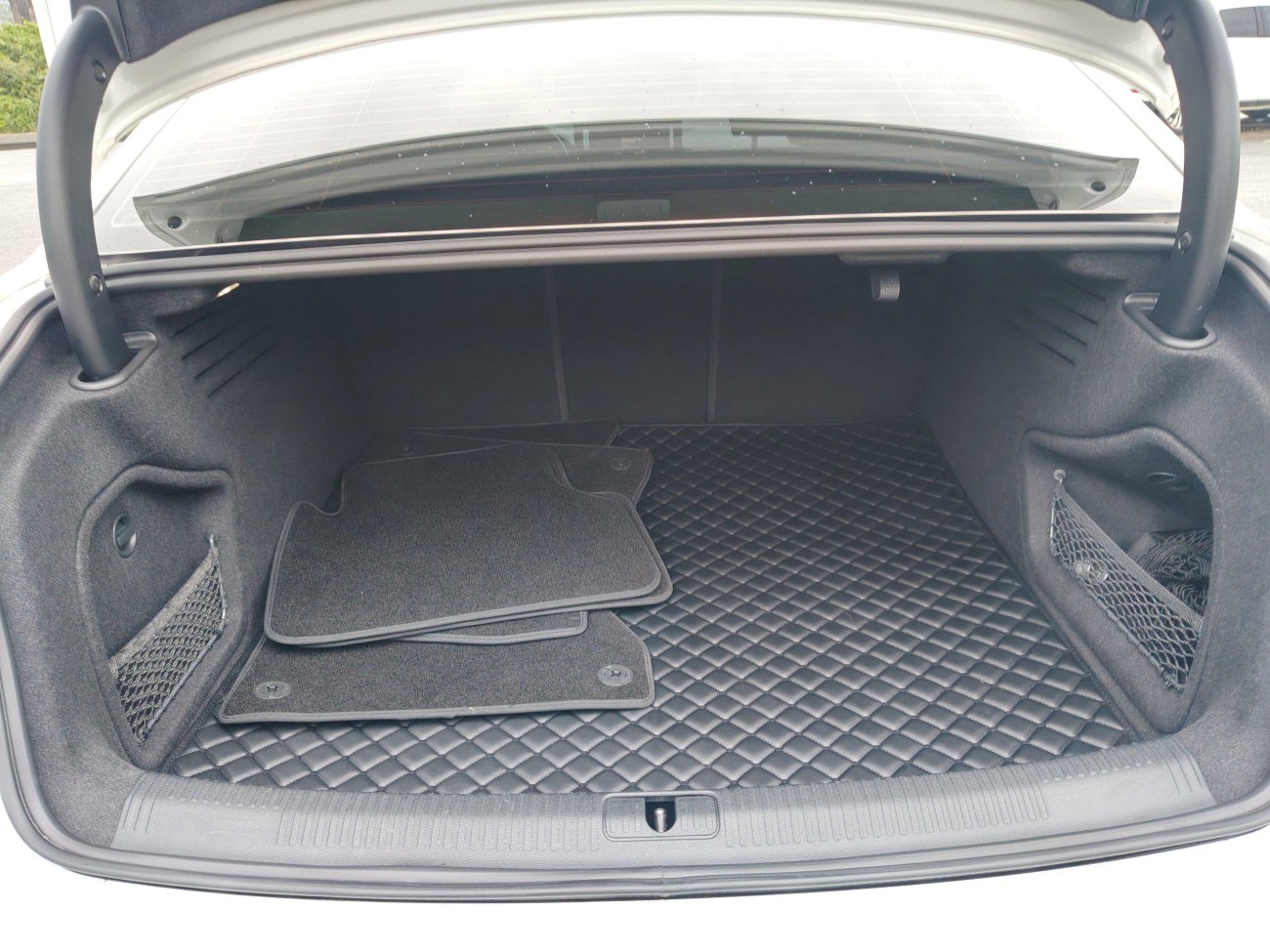 Audi A4L 40 TFSI 2023