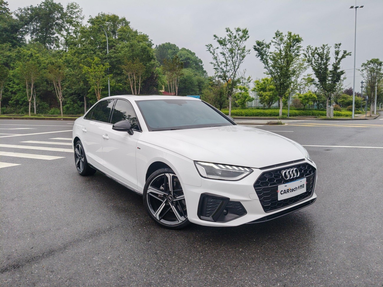 Audi A4L 40 TFSI 2023