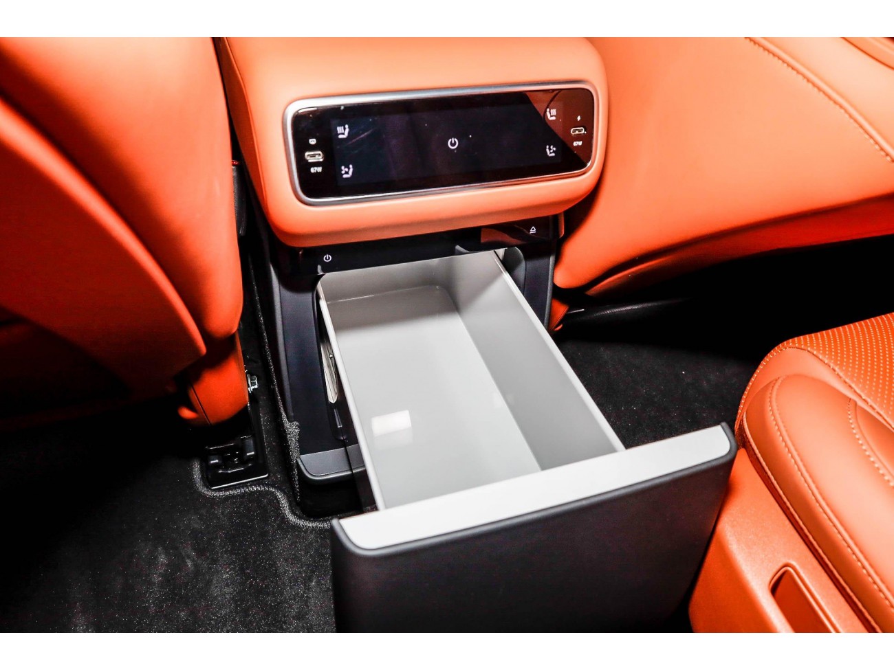 Li Auto L8 2025