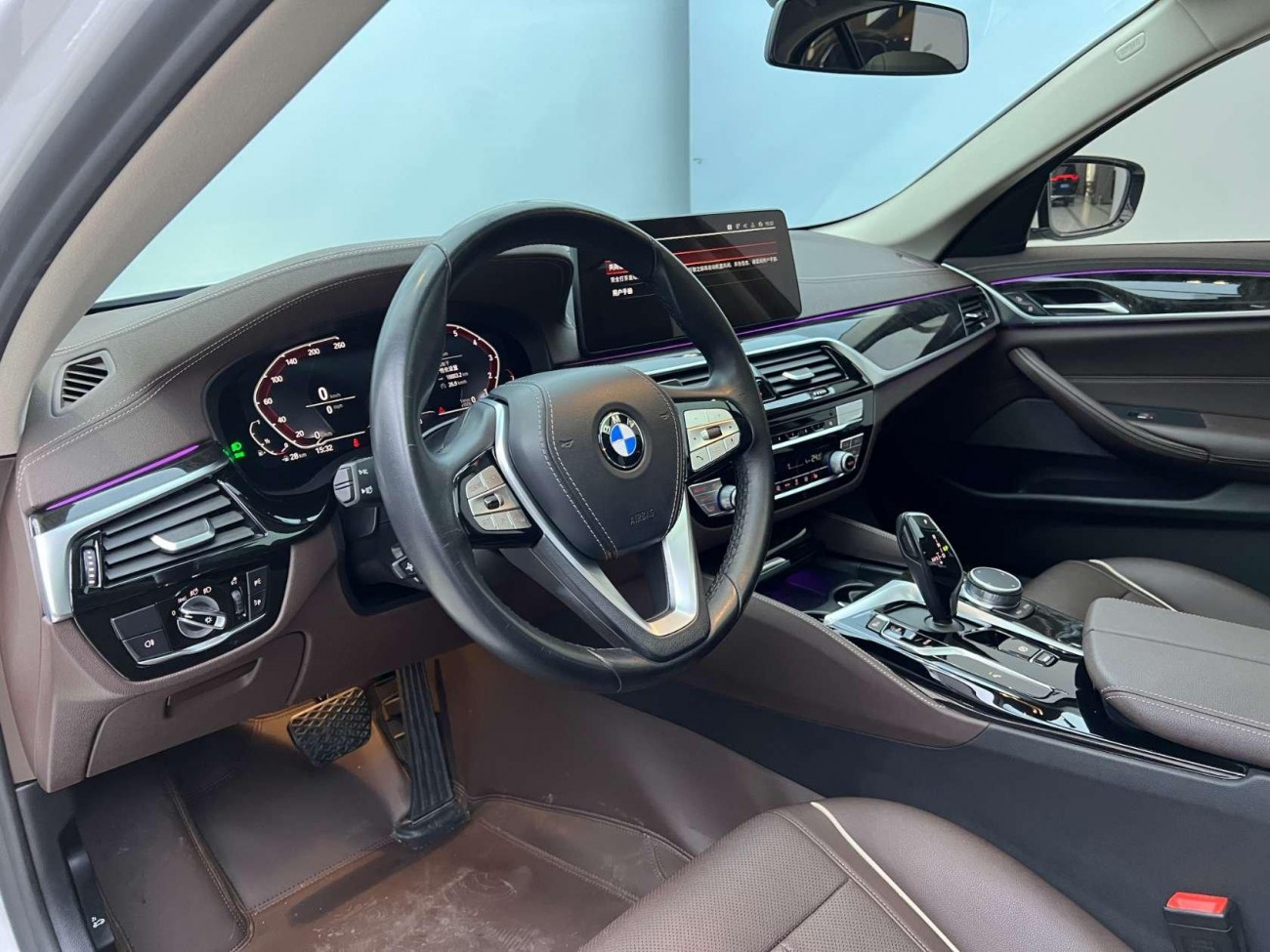 BMW 525Li 2021