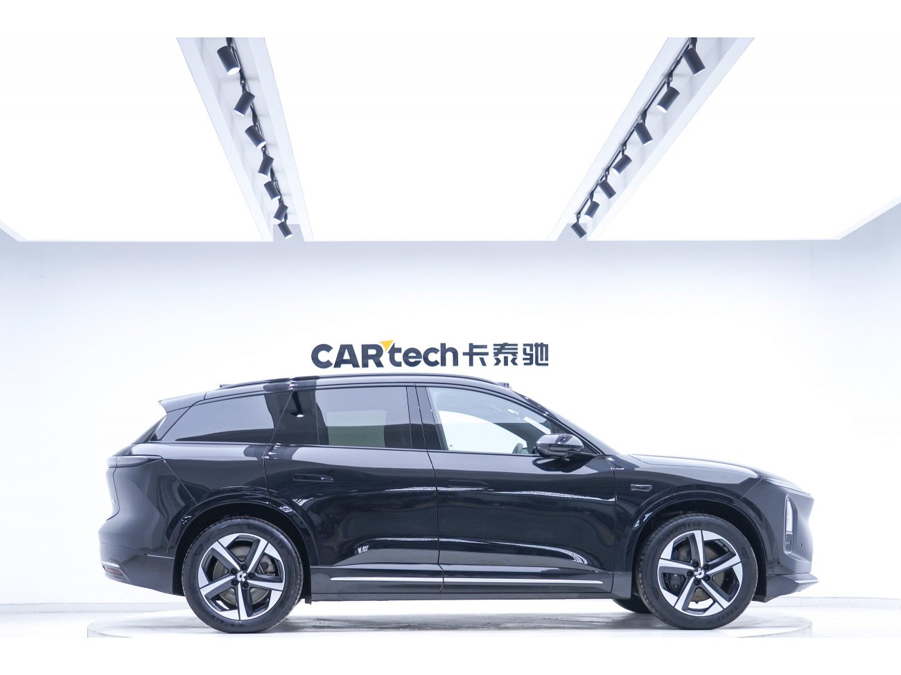 NIO ES6 2025