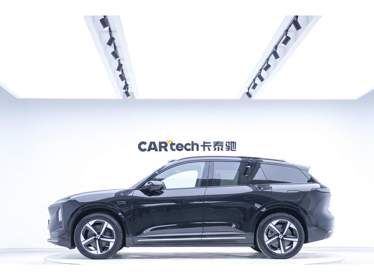 NIO ES6 2025