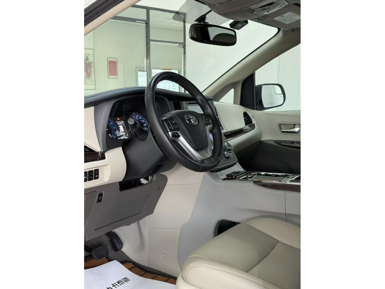 Toyota Sienna 2021