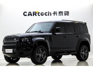 Land Rover Defender 2025