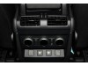 Land Rover Defender 2025