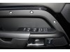 Land Rover Defender 2025