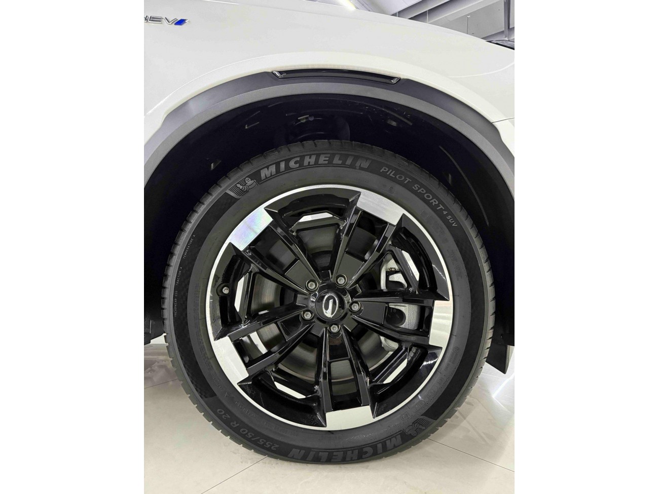Trumpchi ES9 2025