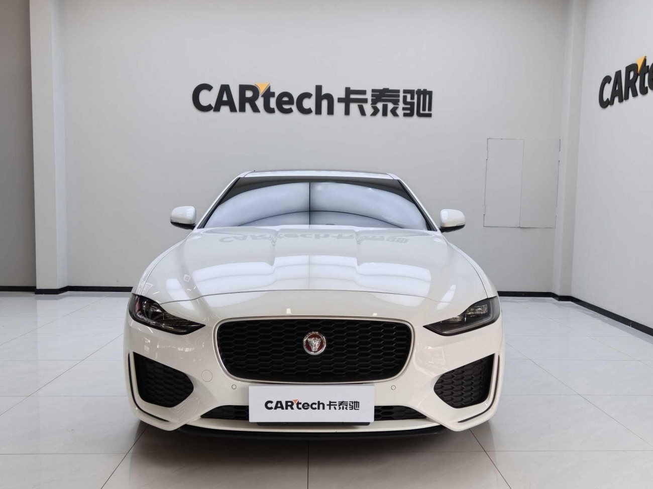 Jaguar XEL 2024