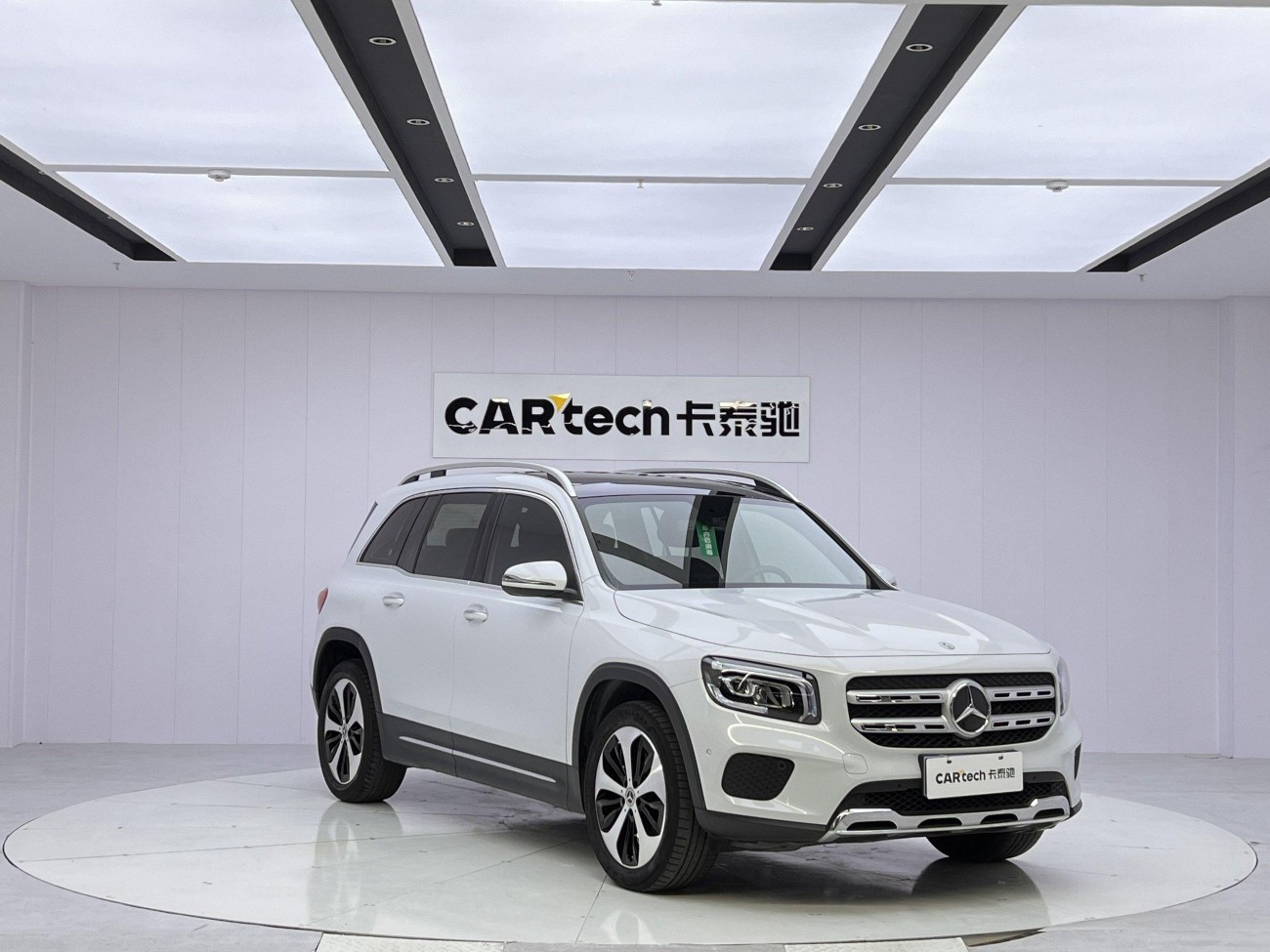 Mercedes-Benz GLB 2021