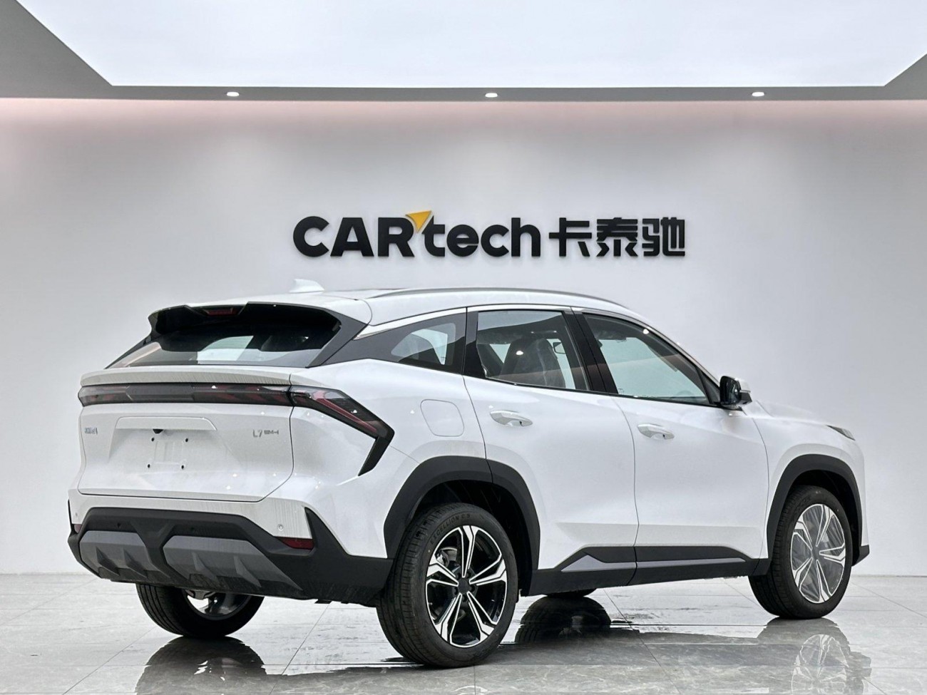 Geely Galaxy Galaxy L7 2025