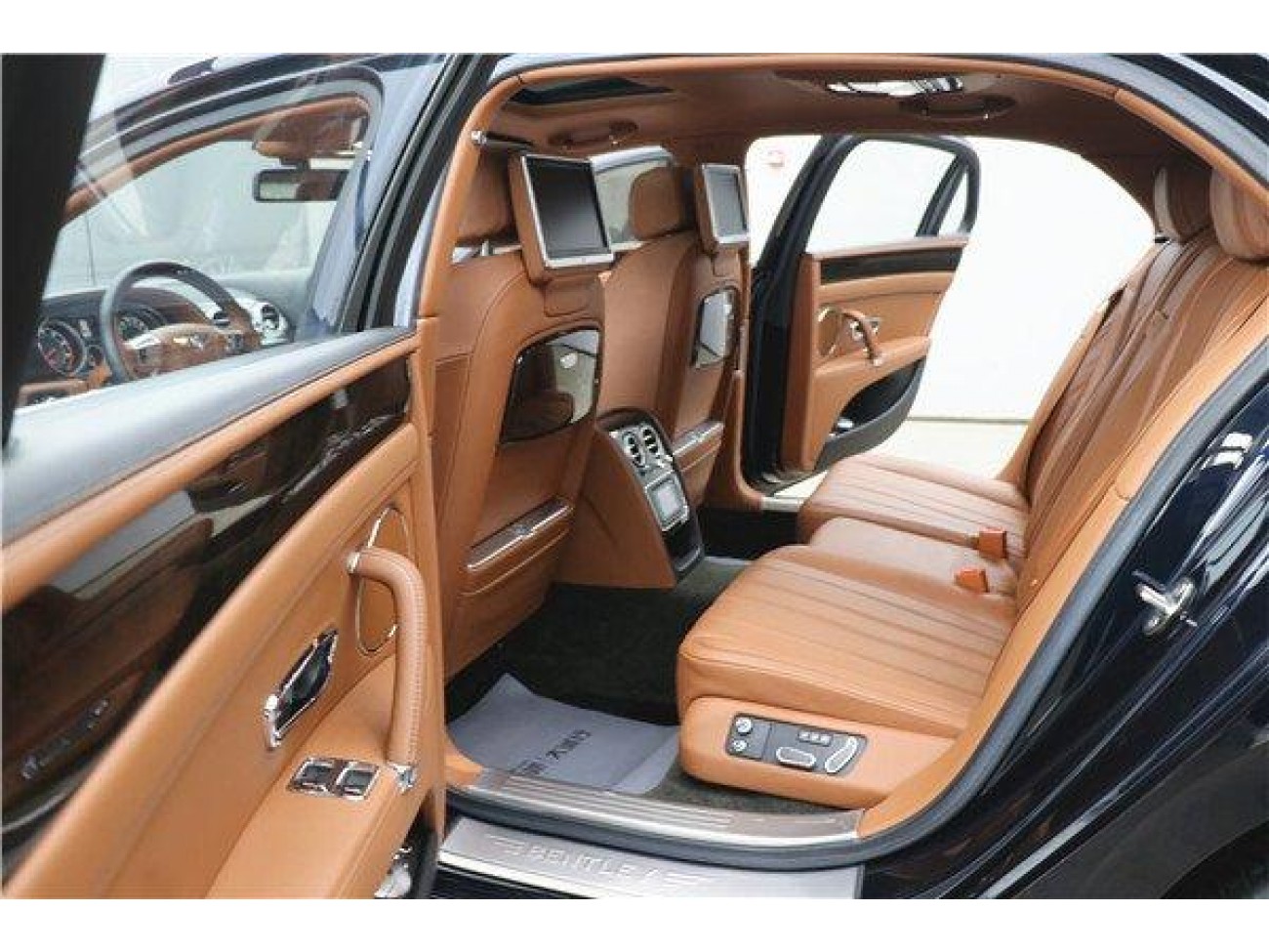 Bentley Flying Spur 2014