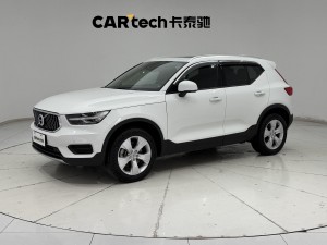 Volvo XC40 2022