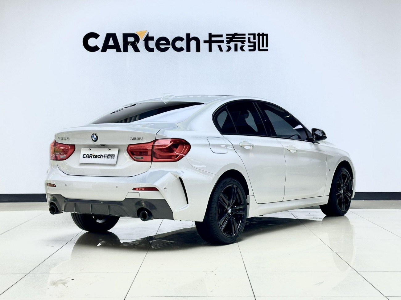 BMW 125i 2022