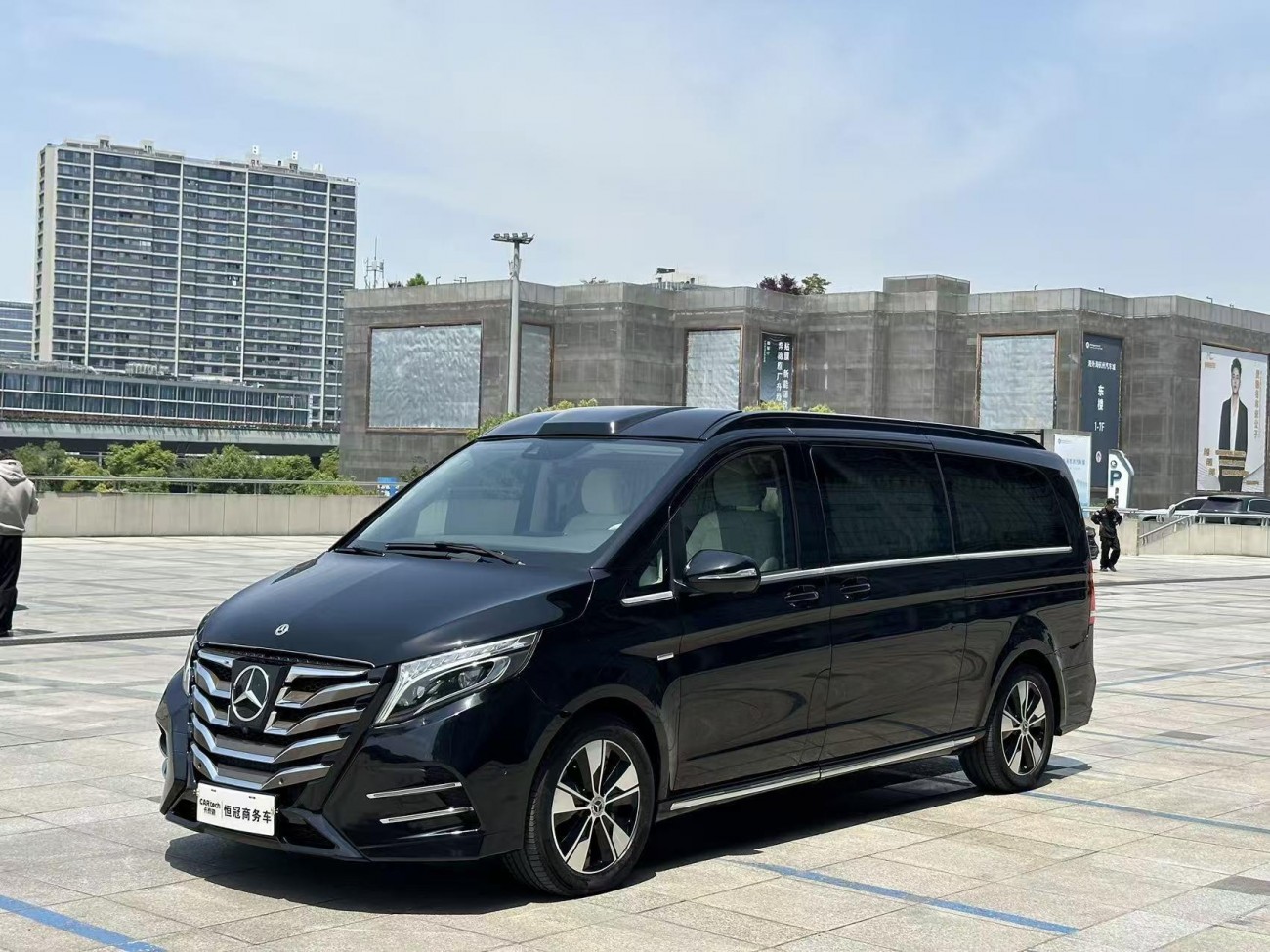 Mercedes-Benz V 2022