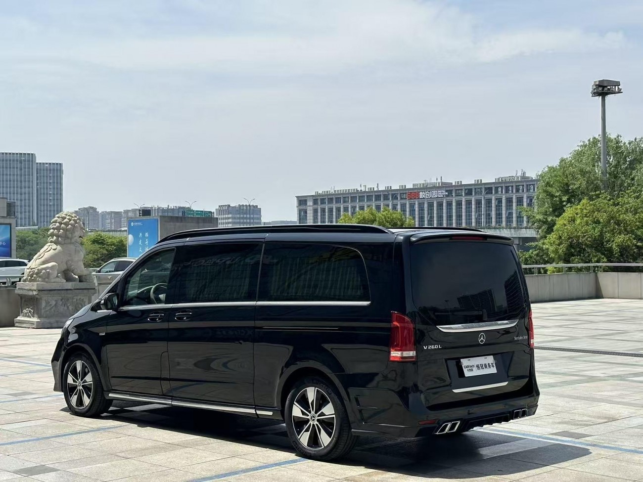 Mercedes-Benz V 2022