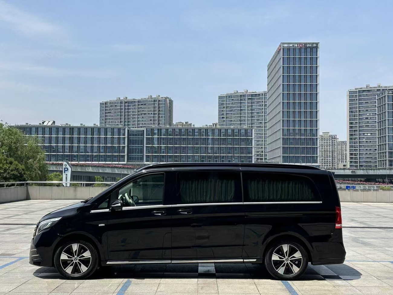 Mercedes-Benz V 2022