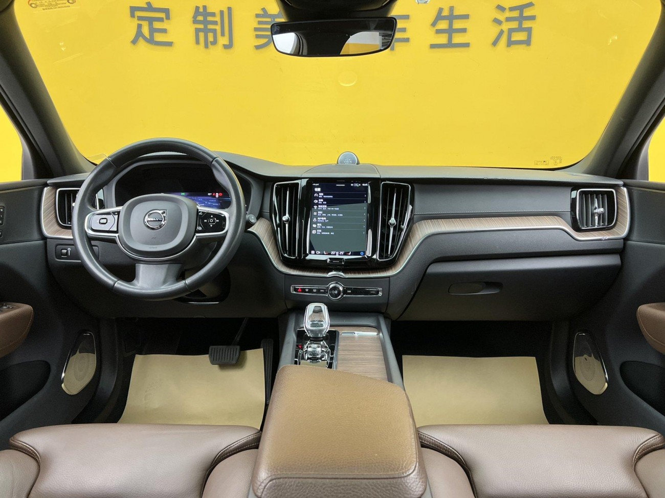 Volvo XC60 2022