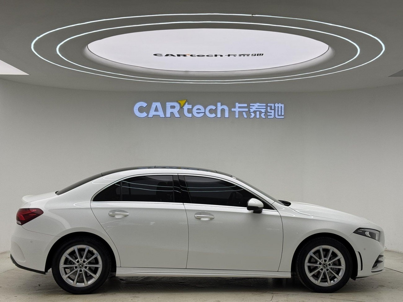 Mercedes-Benz A 200 L 2022