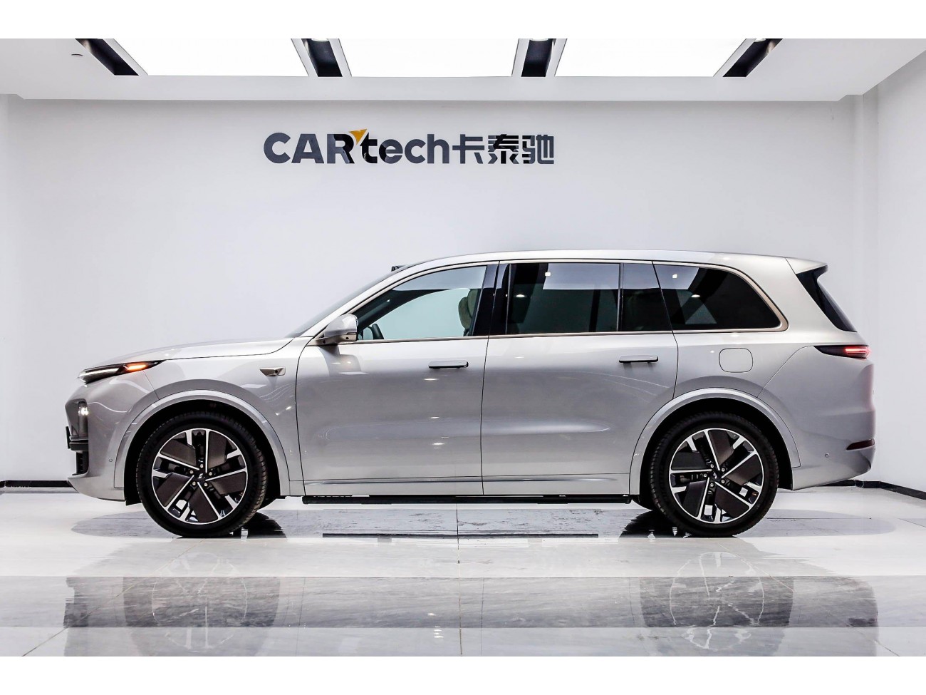 Li Auto L9 2025