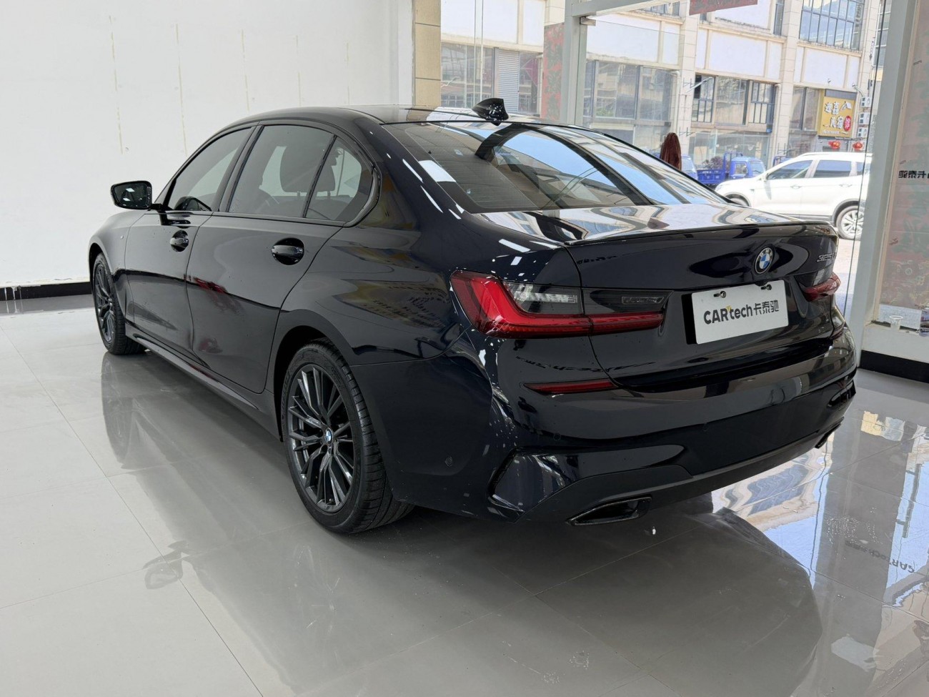 BMW 325Li 2022
