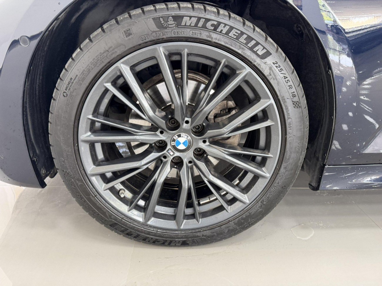 BMW 325Li 2022