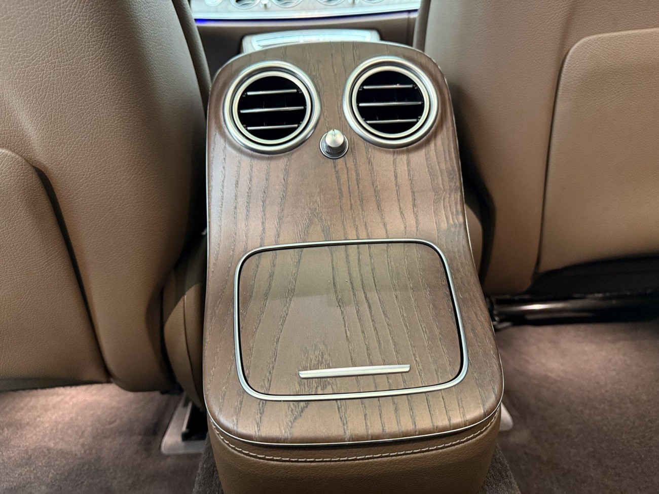 Mercedes-Benz E 300 L 2021
