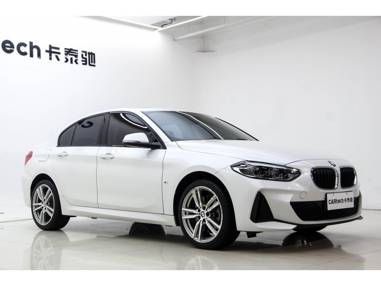 BMW 120i 2019