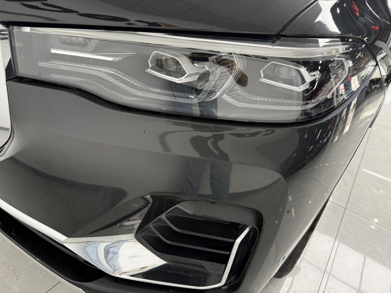 BMW X7 2021